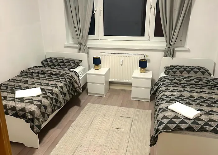 Mit Guter Ausstattung In Zentraler Lage Lägenhet *