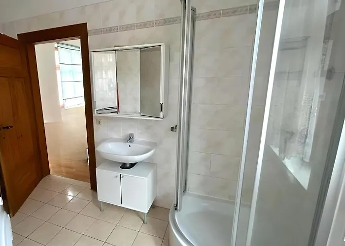 Mit Guter Ausstattung In Zentraler Lage *